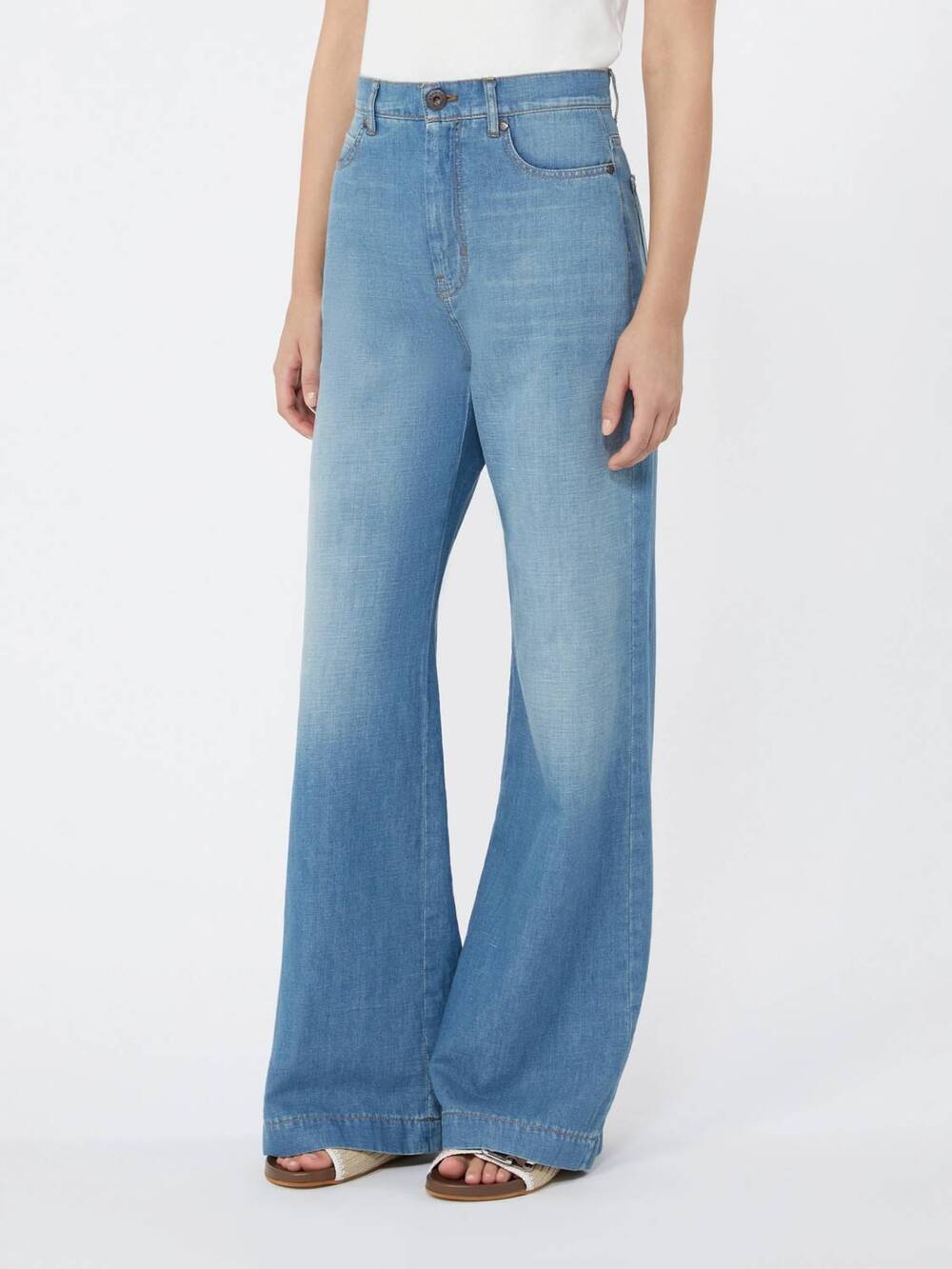 NEW WEEKEND MAX MARA latino flared jeans in blue